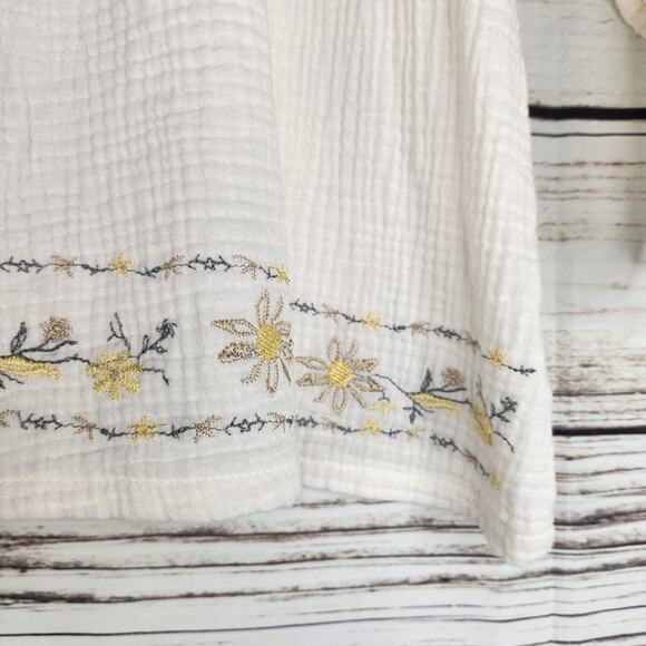 Jessica Simpson Floral Embroidery Ruffled Top Size 4T Long Sleeve Fall Winter - Picture 6 of 8